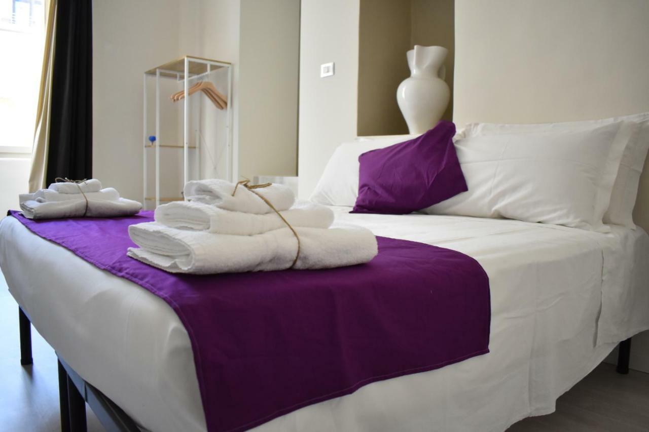 Gatto Bianco Duchessa Bed and Breakfast Bari Exteriör bild