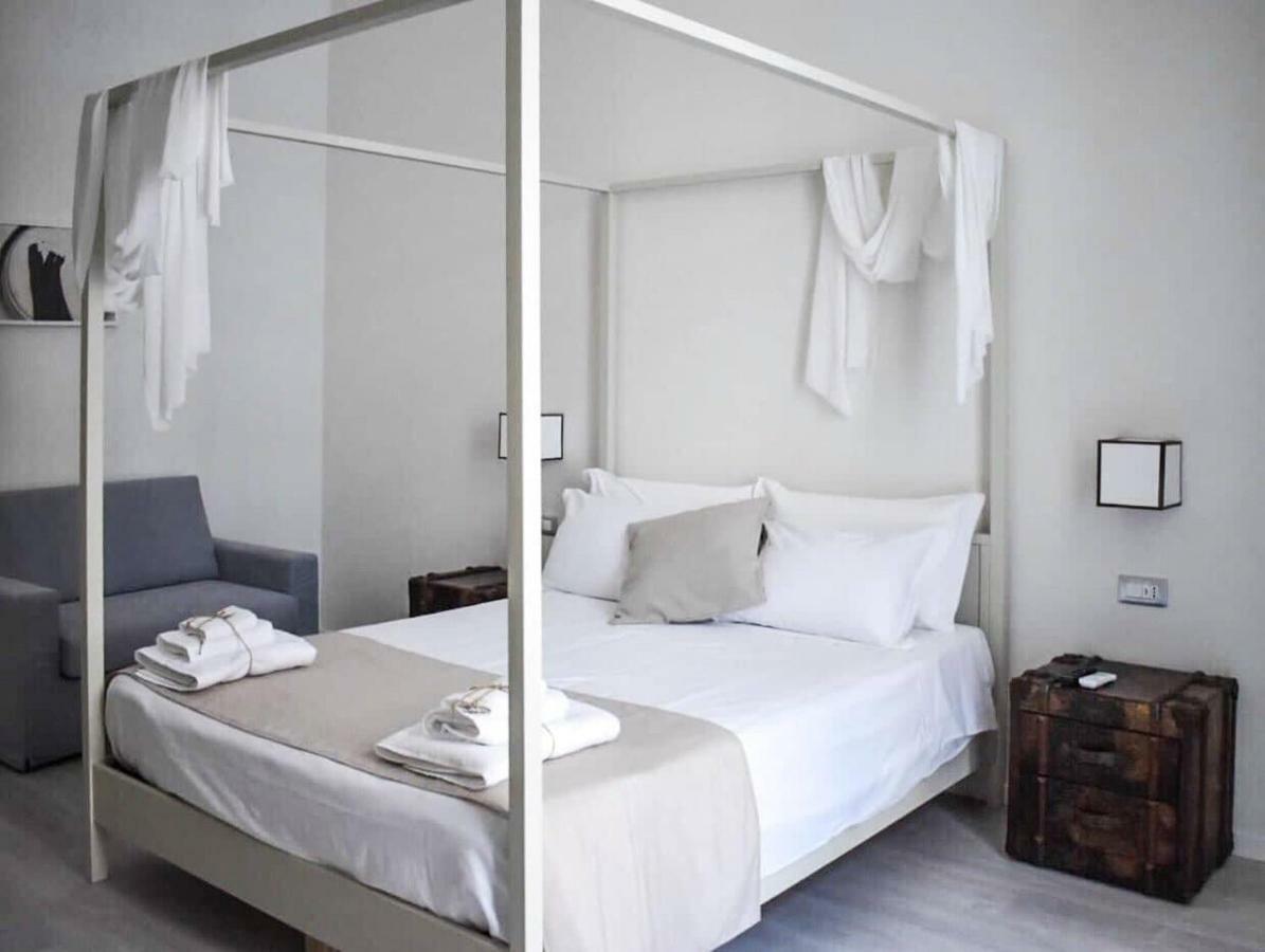 Gatto Bianco Duchessa Bed and Breakfast Bari Exteriör bild